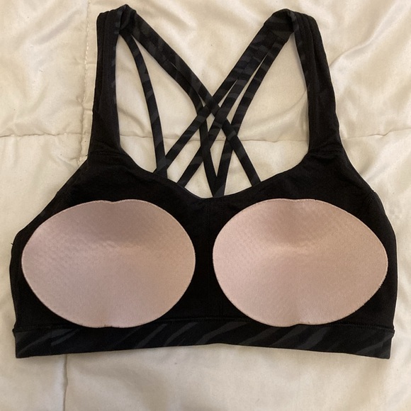 Lululemon Free To Be Serene Bra Light Support, C/D Cup Size 4 - Picture 6 of 9